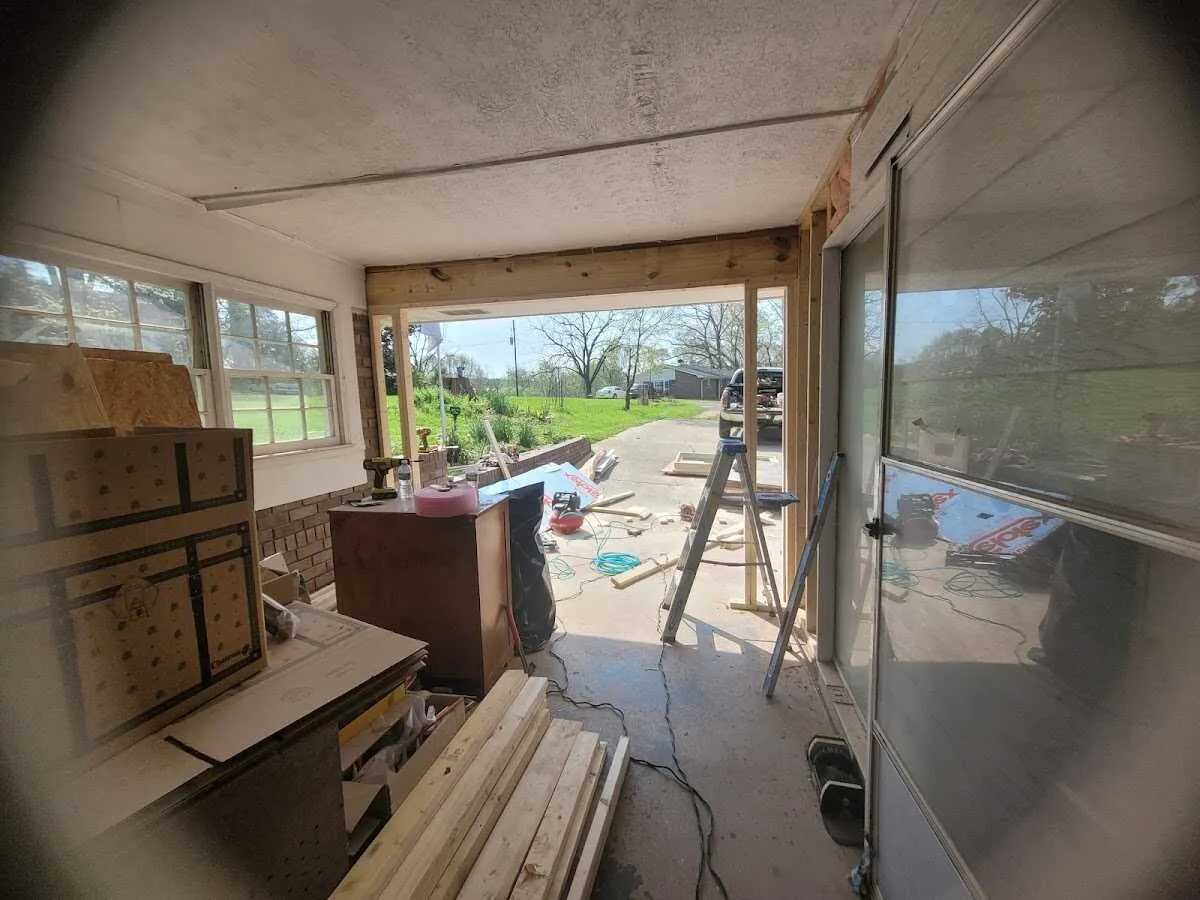 Air movers and dehumidifier for Water Mitigation Services in North Riverside